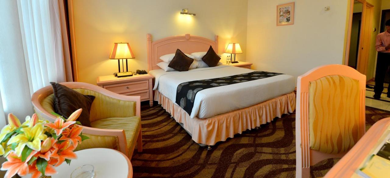 Emerald Puteri Hotel Sungai Petani Buitenkant foto