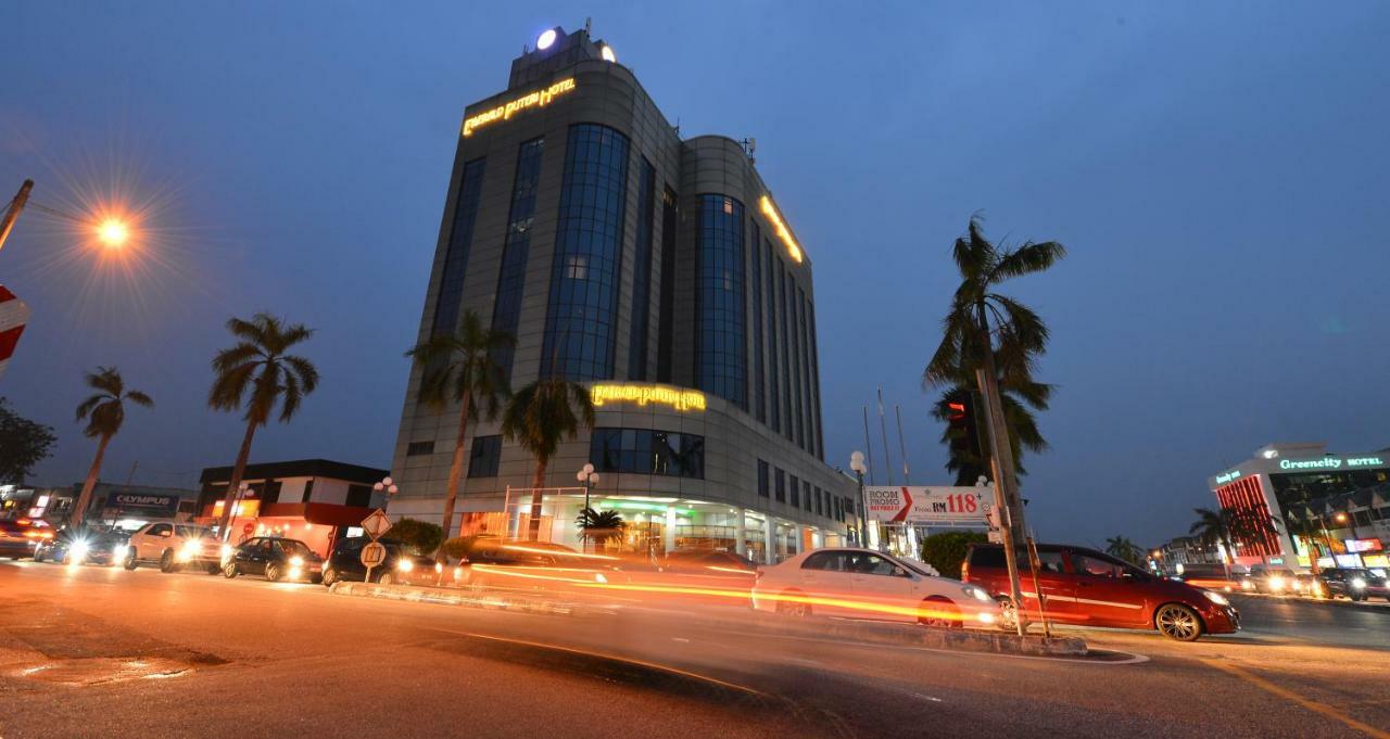 Emerald Puteri Hotel Sungai Petani Buitenkant foto